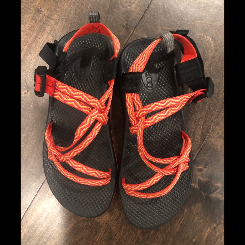 Chacos kids size 5